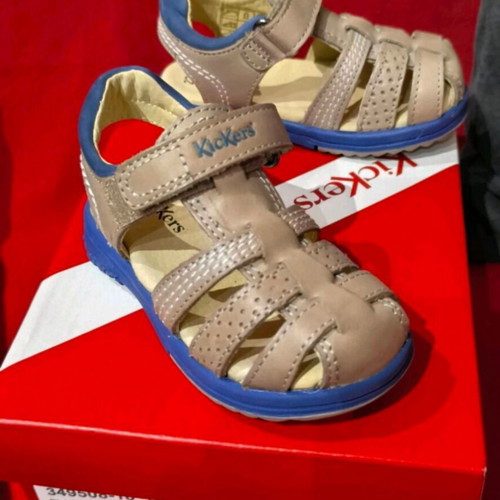 Kickers sandals for boys like new, size 22, beige and blue