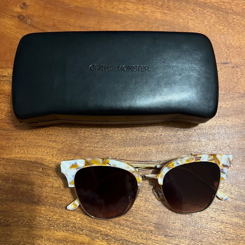 Gentle Monster oversized sunglasses used, mirrored lenses