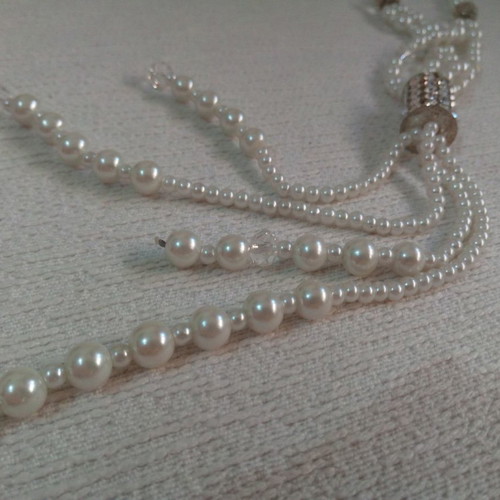 Pearl necklace used, white bayadere, faux bijoux