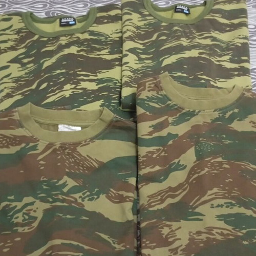Military shirts like new, 2 sweatshirts and 2 thin long-sleeve shirts