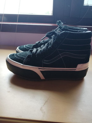 Vans Sk8-Hi Stacked (Suede) μαύρα αθλητικά παπούτσια σαν καινούργια, μέγεθος 40.5