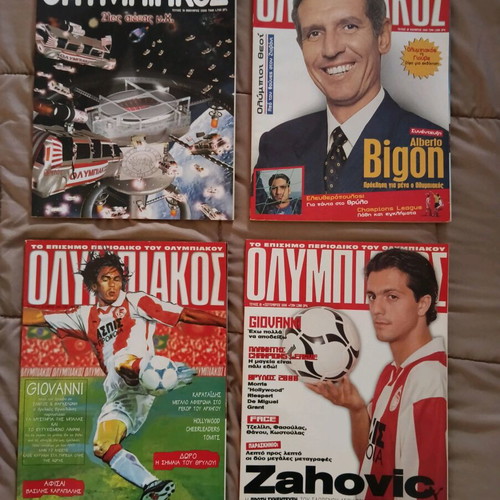 Olympiakos official magazine like new, pack of 33 issues