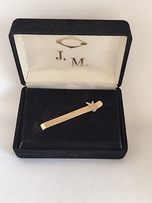 Playboy Bunny Vintage Tie Clip gold tone, like new