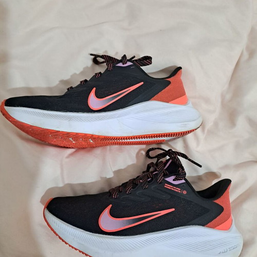 Nike Zoom Winflo 7 γυναικεία αθλητικά παπούτσια νούμερο 36 σαν καινούργιο