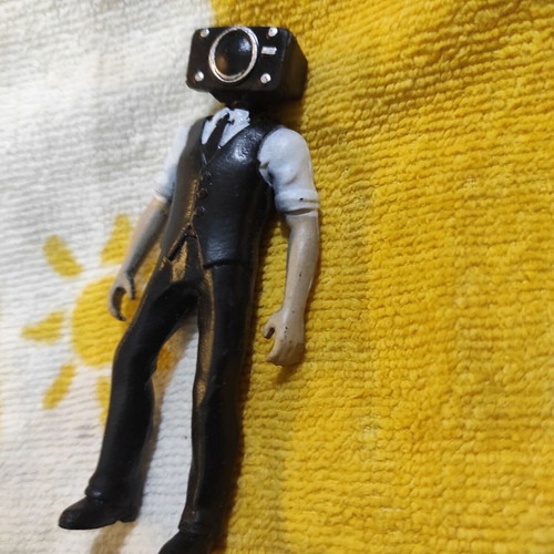 Skibidi Toilet Cameraman collectible figure like new 10cm