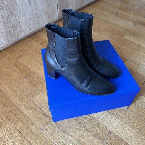 Stuart Weitzman Leather Black Booties heel 6 cm size 38.5 like new