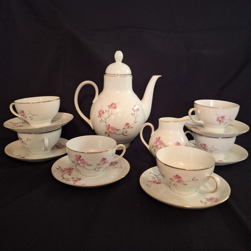 Winterling Bavaria Germany coffee set 14 pieces like new, porcelain