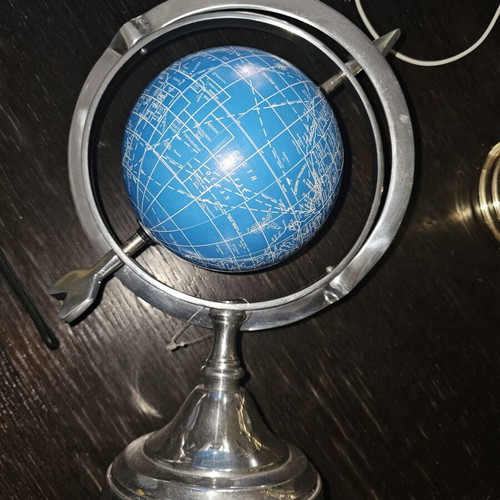 Globe decoration used, very good condition