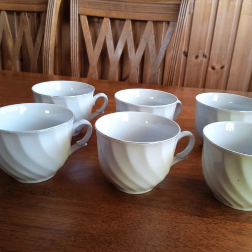 Porcelain tea cups set of six white vintage like new