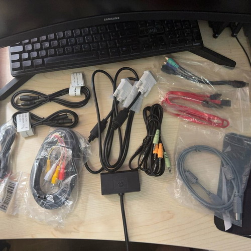 Computer Audio Video Cable and Adapter Pack new