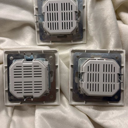 Master dimmer switches used, white color