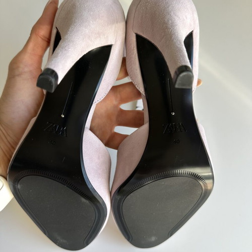 Zara suede leather pumps with ankle strap size 40, new, pink beige