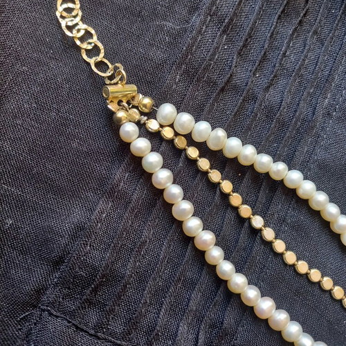 Bracelet pearls used