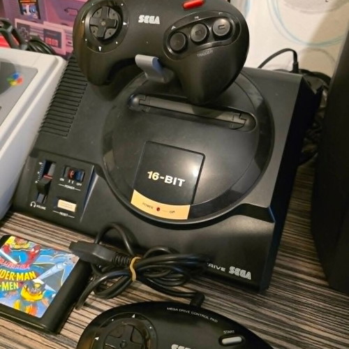 Sega Mega Drive 1 like new with TV and Spider Man game