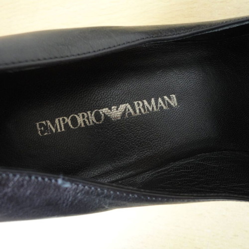 Emporio Armani women's high heel shoes size 40 like new, black leather
