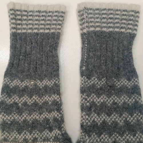 Knitted gloves convertible to mittens grey-beige like new