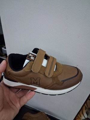 Mayoral Urban sneaker size 29 like new, brown