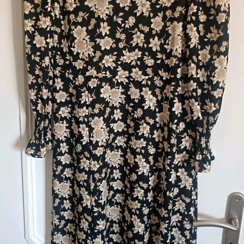 Mango dress medium like new, multicolored