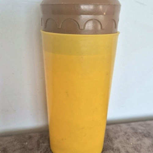Nestle shaker used, vintage frappe