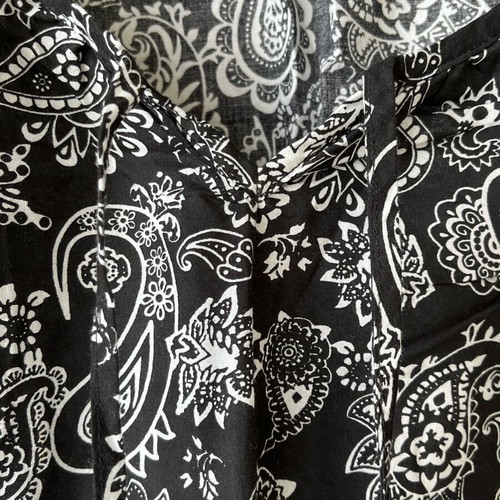 Paisley blouse new, black and white, size XL
