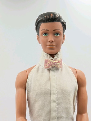 Paul Hasbro vintage doll 1990 used with glued leg