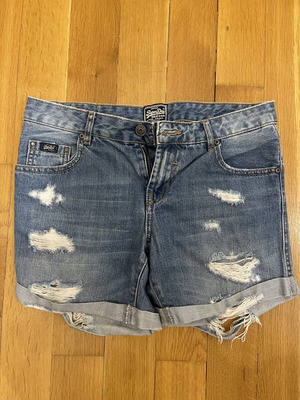 Jean σορτς Superdry σαν καινούργιο, σκούρο μπλε με σκίσιματα