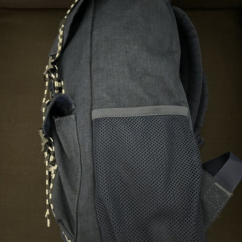 Herschel Supply Co. Little America backpack 21L, dark blue with checkered straps