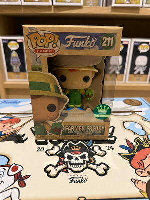 Funko Pop Farmer Freddy Funko Shop Exclusive like new