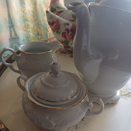Teapot 0.25 height with sugar bowl and creamer made in Poland like new