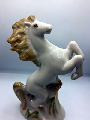 Vintage porcelain horse figurine USSR like new