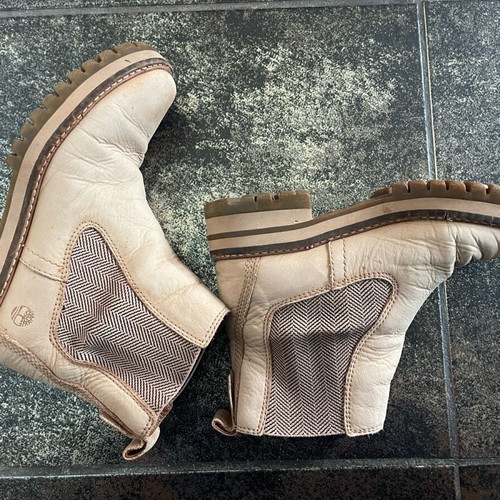 Timberland Courmayeur Valley women's boots used beige