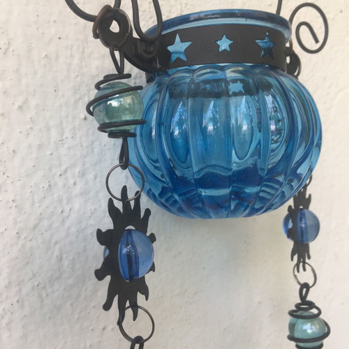Hanging glass lanterns with chain, total length 90 cm