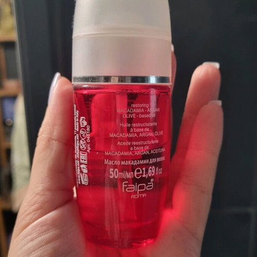 City Life Macadamia Oil hair serum used with keratin and argan oil