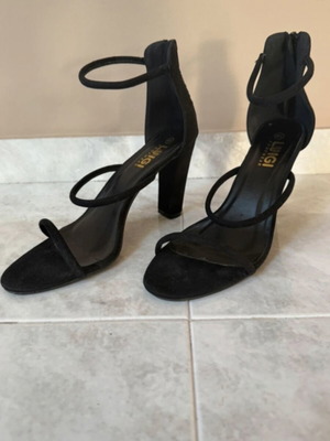 Luigi black sandals like new, size 41