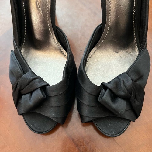 Women's shoes like new size 37.5 with 10 cm heels black