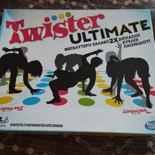 Twister Ultimate board game like new