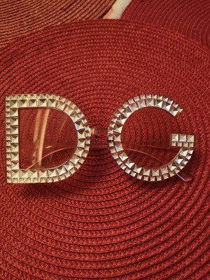 Party glasses DG like new