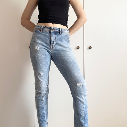 Skinny slim tapered distressed vintage jeans by Staff Jeans&Co used
