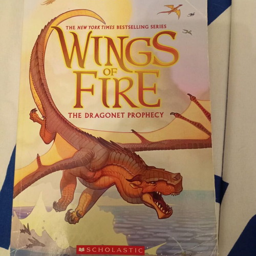Book Wings of Fire (The Dragonet Prophecy) used