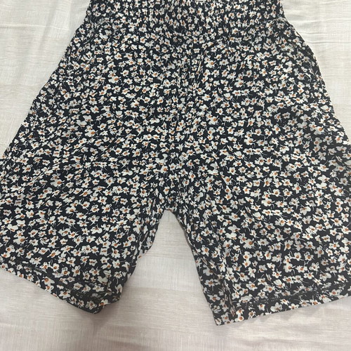 Cotton shorts like new, size L