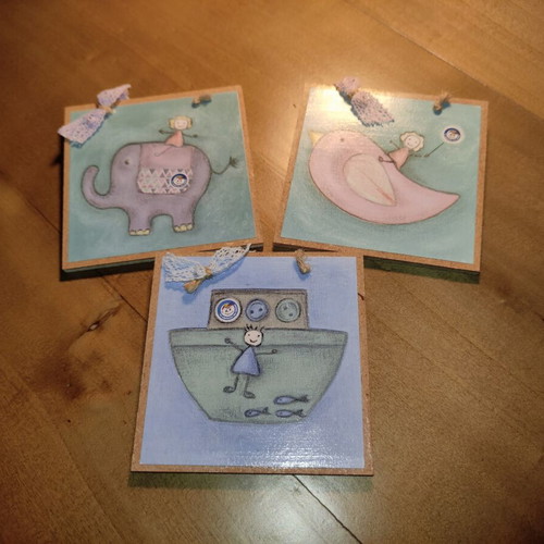 Decorative wooden coasters set of 3, like new, Smile of the Child logo