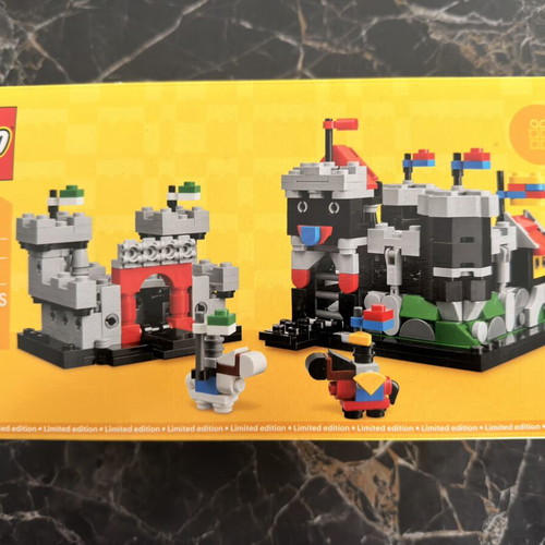 Lego 40775 Mini Knight’s Castle limited edition new