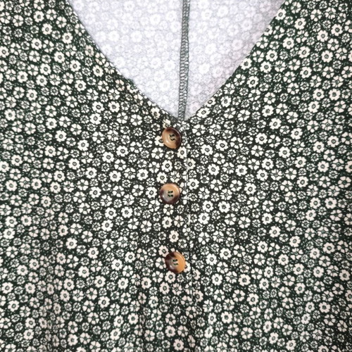 Floral dress with V neckline and buttons, like new, sizes S/M/L, green