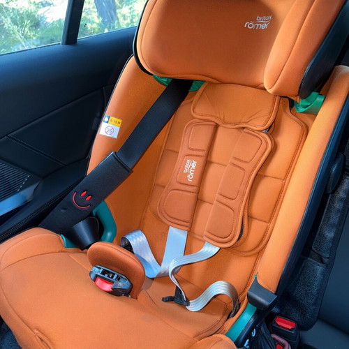 Britax Romer Advansafix Premium Car Seat like new, cognac