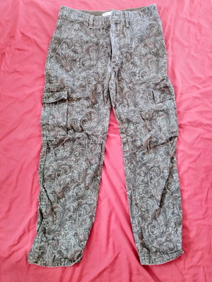 Zara women's pants used size Large with pockets