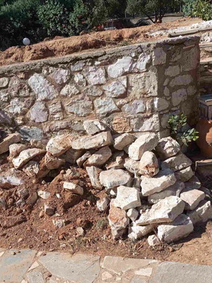 Коропи издялана камък като нов, количество 10 кубични метра