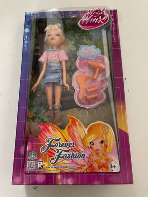 Winx Forever Fashion doll new
