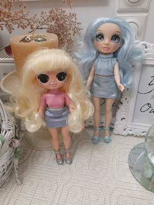 OMG and LOL dolls like new, pack of two