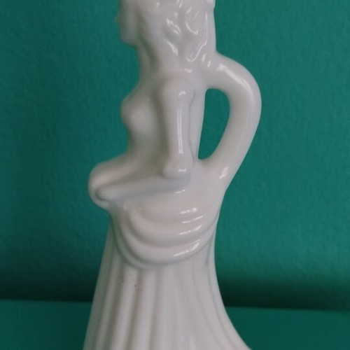 Avon Victorian Lady opaline bottle like new