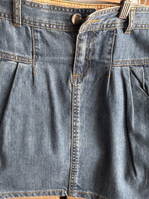 Jean skirt like new, size M 38 10, blue